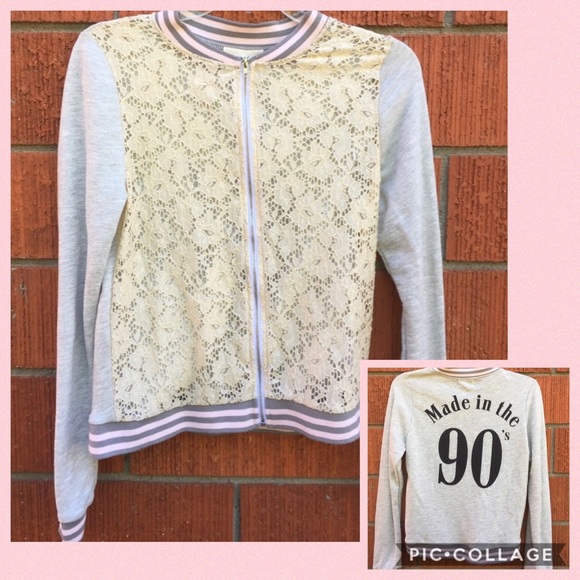 the clas-sic Sweaters - 💜Made in the 90's lace front sweater size small
